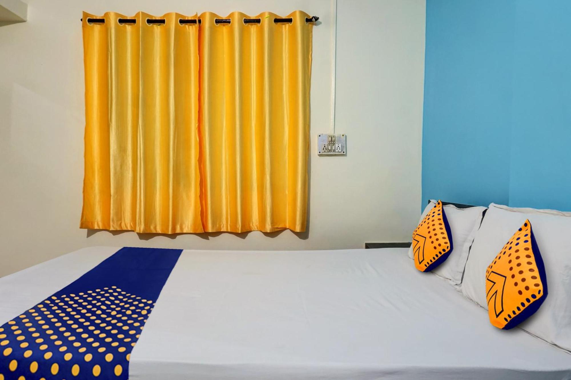 Spot On Samadhan Lodge Pune Zewnętrze zdjęcie