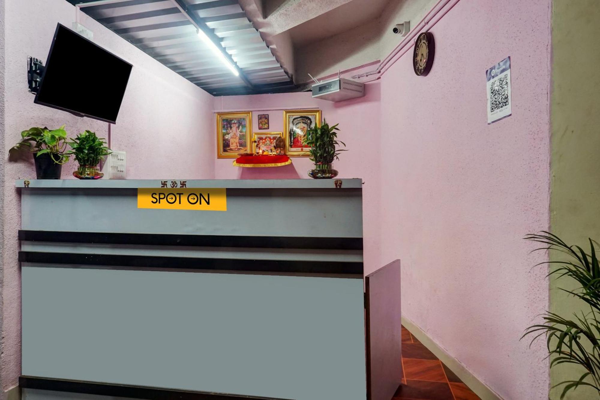 Spot On Samadhan Lodge Pune Zewnętrze zdjęcie